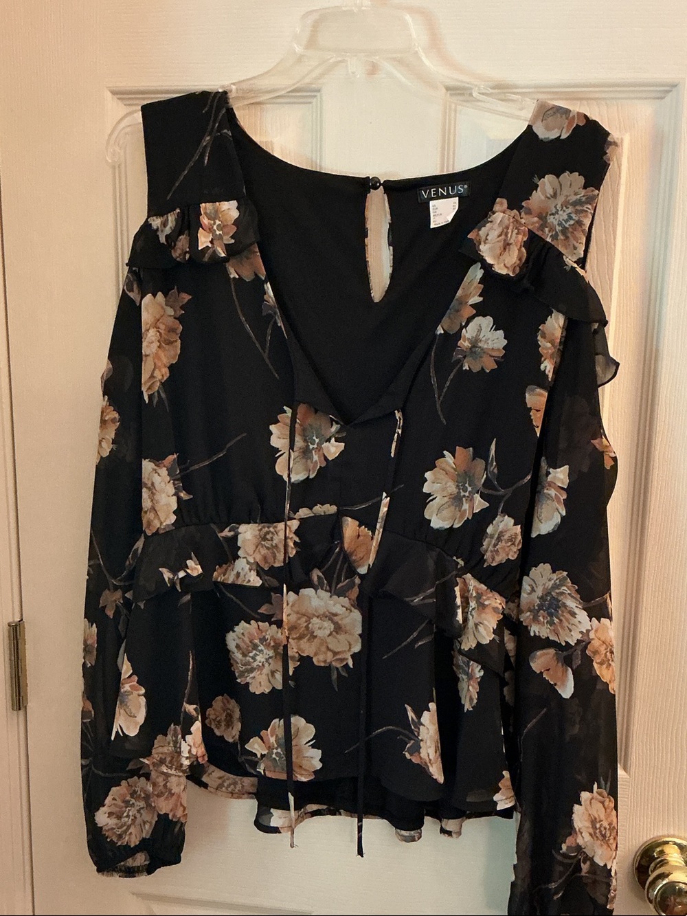 VENUS Black Floral Cold-Shoulder Ruffle Blouse